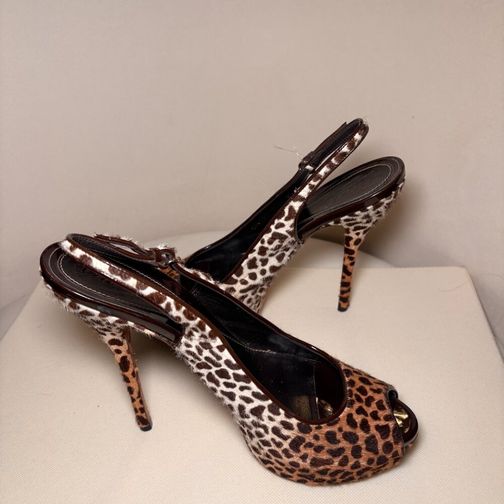 GUCCI Sofia Platform Peep Toe Slingback Pumps, Le… - image 3